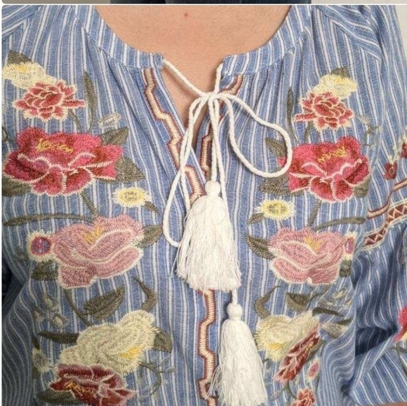 Paparazzi by Biz Embroidered Boho Peasant Top Blue - Picture 4 of 11